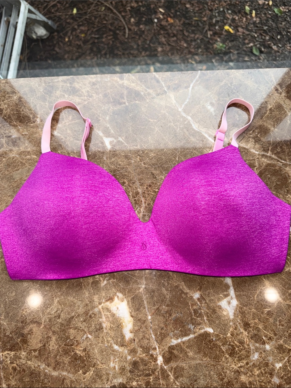 Victoria's Secret Magenta Seamless T-Shirt Bra NWOT
